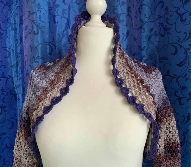 Toller Bolereo "Bedall" mit Trompetenärmel