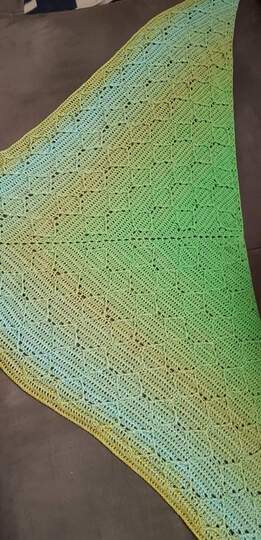 Tuch Amira häkeln Häkeltuch Dreieckstuch