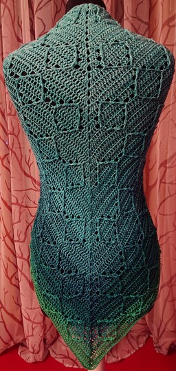 Tuch Amira häkeln Häkeltuch Dreieckstuch