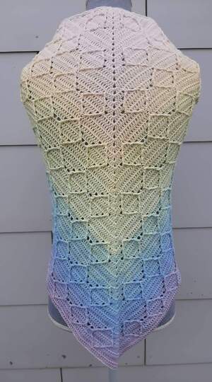 Tuch Amira häkeln Häkeltuch Dreieckstuch