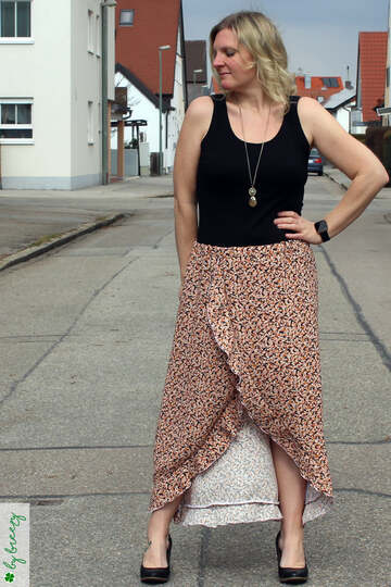 Ebook Volant-Rock DORADA Gr. XS-XXL