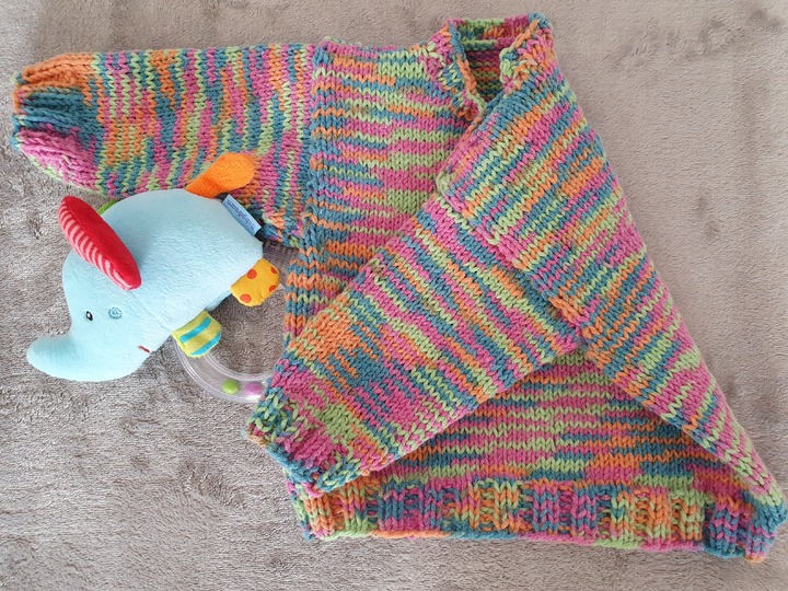 Strickanleitung Baby Pulli ohne Seitennaht Größe 62/68!