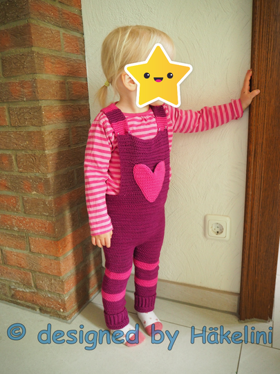 Mitwachsende Latzhose mit Herztasche Gr. 68-86