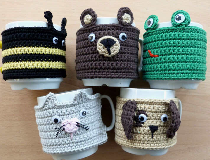 Crochet pattern mug cozy animal