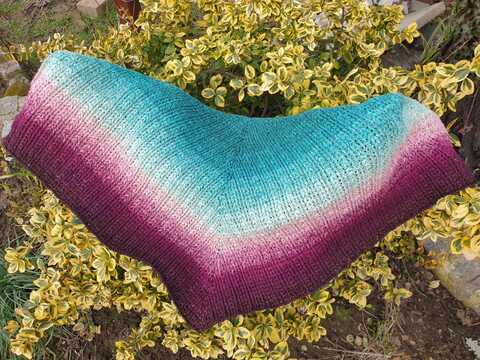 Mad Molly - Häkelanleitung kuscheliges flaches Wendetuch