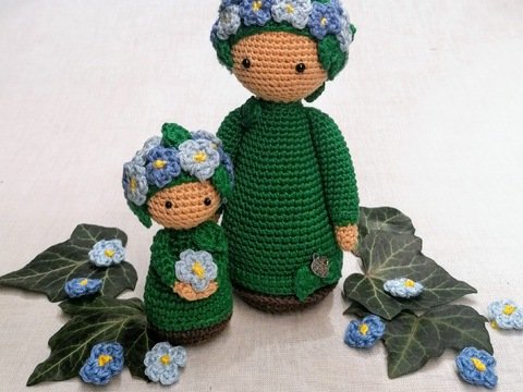 Blumenkind Vergissmeinnicht mit Kind Häkelanleitung