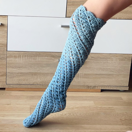 Crochet Pattern - Twirling Toes Socks
