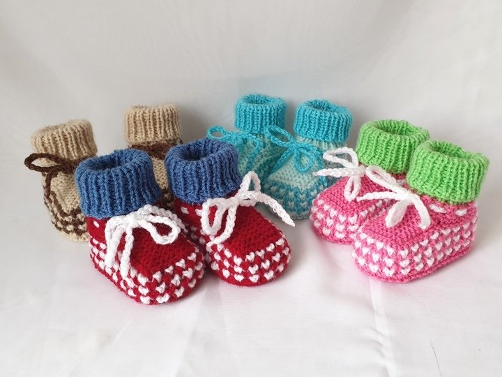 Strickanleitung Babyschuhe "Herzchen", Booties mit 2 Nadeln gestrickt #288