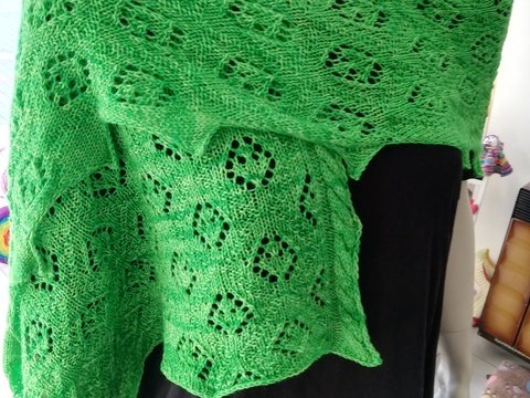 Anleitung Drachenschwanz / Schal "Sylt-Rose"