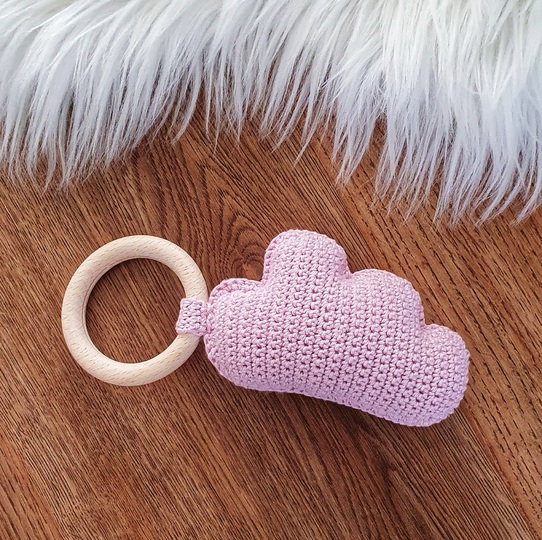 Häkelanleitung kleines Kissen, Greifring, Babyrassel