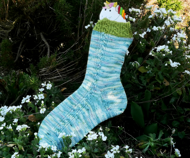 Anleitung zum Stricken Sockenmuster Early green, tolles Muster