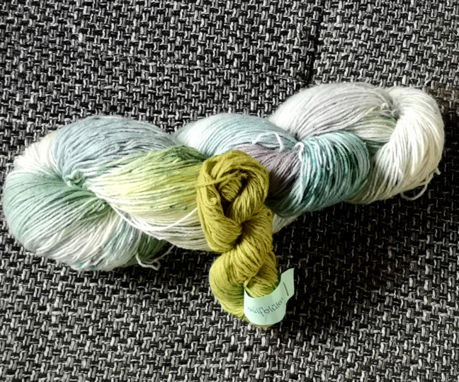 Anleitung zum Stricken Sockenmuster Early green, tolles Muster