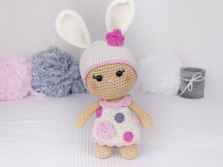 Lola der süße Hase aus der LittleFriends Collection - PDF Häkelanleitung