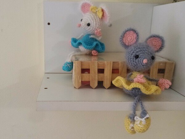 Crochet mouse toy Cute animal plush nursery amigurumi Kitchen toy Miniature mouse with clothes Housewife gift Cook mouse with cheese