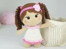 Freulein Bella aus der Little Friends Kollektion - PDF Anleitung