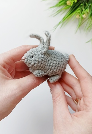 Pattern Little rabbit keychain