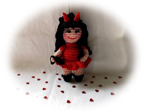 Häkelanleitung Schlüsselanhänger Teufelchen
