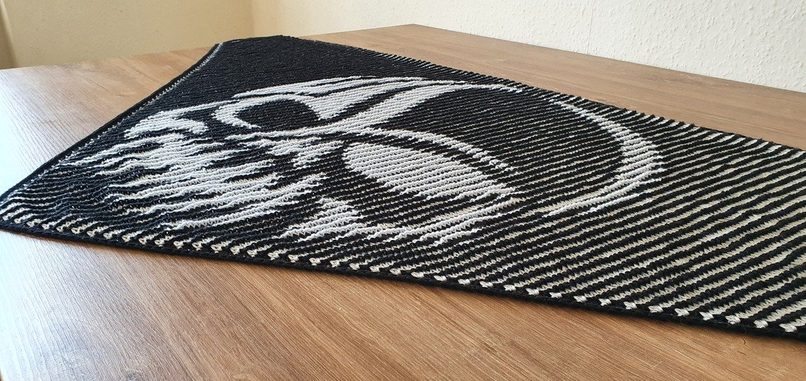 Skull, Shadow Knitting, Illusion Knitting, Motif Shawl