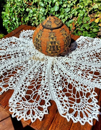 "Angola" romantisches Lacetuch oder Brauttuch Häkelanleitung