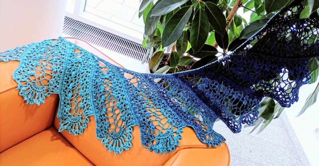 "Angola" romantisches Lacetuch oder Brauttuch Häkelanleitung