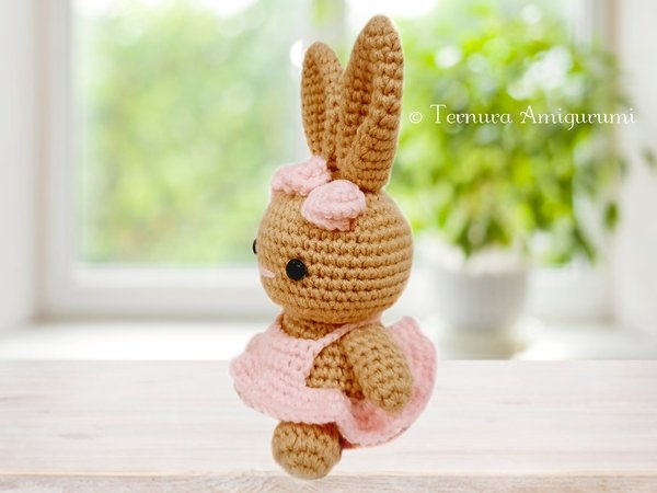Crochet pattern bunny Mila PDF English- Deustch- Dutch