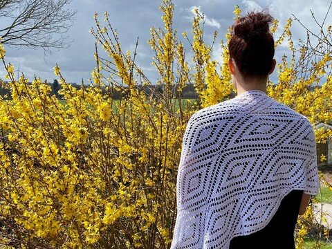 Anleitung Häkeltuch Meg asymmetrisch und flach