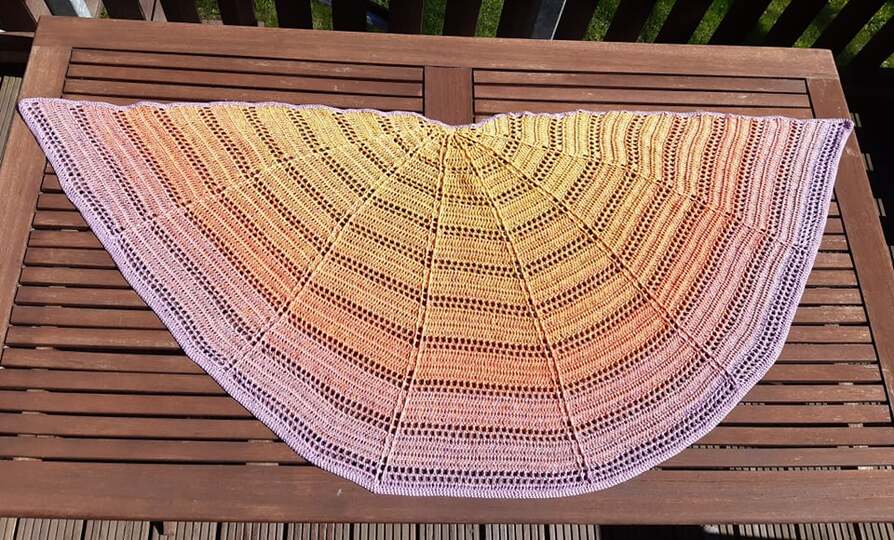 Pattern half circle shawl "Summer"