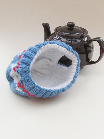 Scandi Christmas Jumper Tea Cosy Knitting Pattern