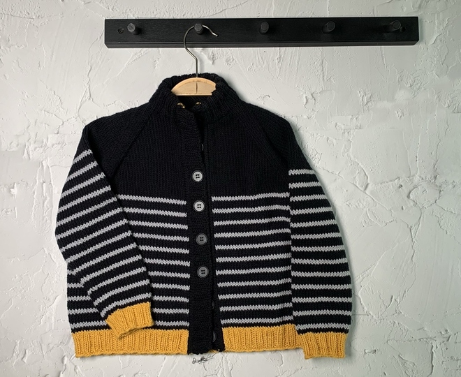 Strickanleitung Kinderjacke Benny Größe 110 – 126