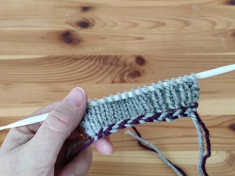 Videotutorial: Drei Anschlagsvarianten für hübsche Sockenbündchen