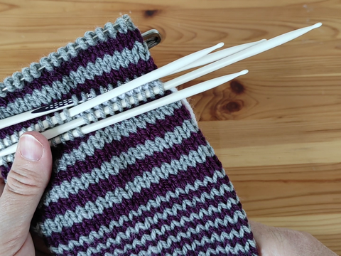 Videotutorial: Nachträgliche Ferse beim Sockenstricken
