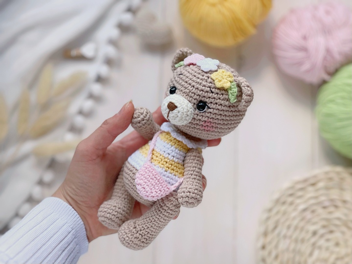 Crochet pattern Amigurumi April the bear