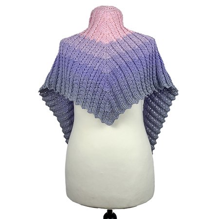 Tatu - flat triangular shawl with a not so deep point