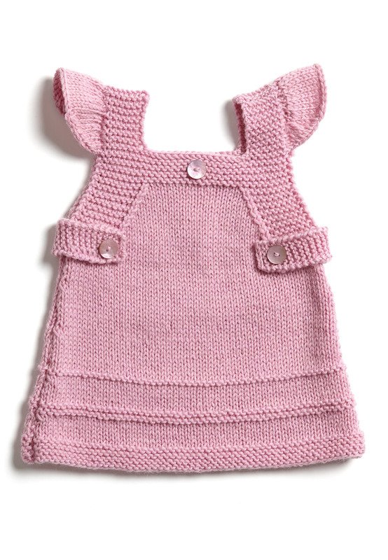 Rosa gestricktes Babykleid mit Trägern, Rüschen und Knöpfen