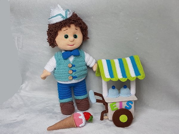 Häkelanleitung, Puppenkleidung Luigi der Eisverkäufer