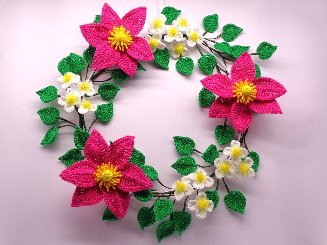 Häkel-Deko Türkranz Tischkranz Clematis-Blüte - einfach und vielseitig - Bild 2