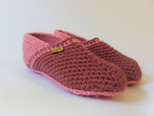 Slippers. Easy crochet pattern