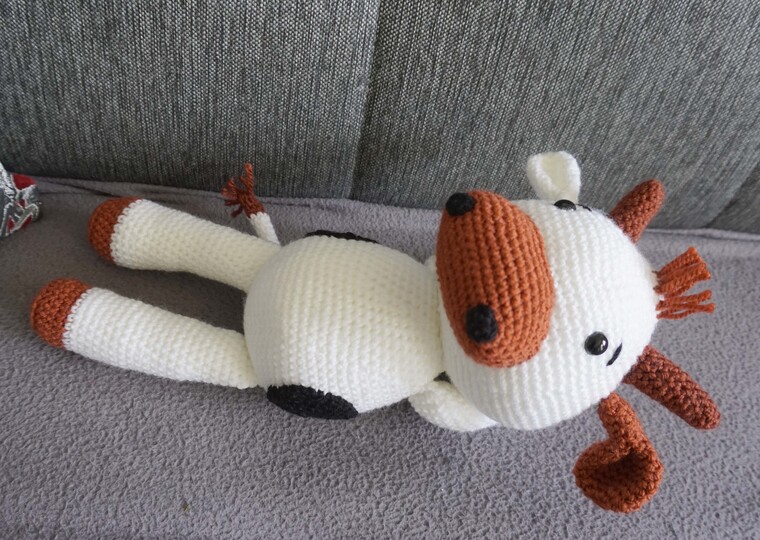 Häkelanleitung für die Kuh Hilde