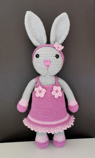 Rosalie Rabbit - Häkelanleitung Hase mit Kleid