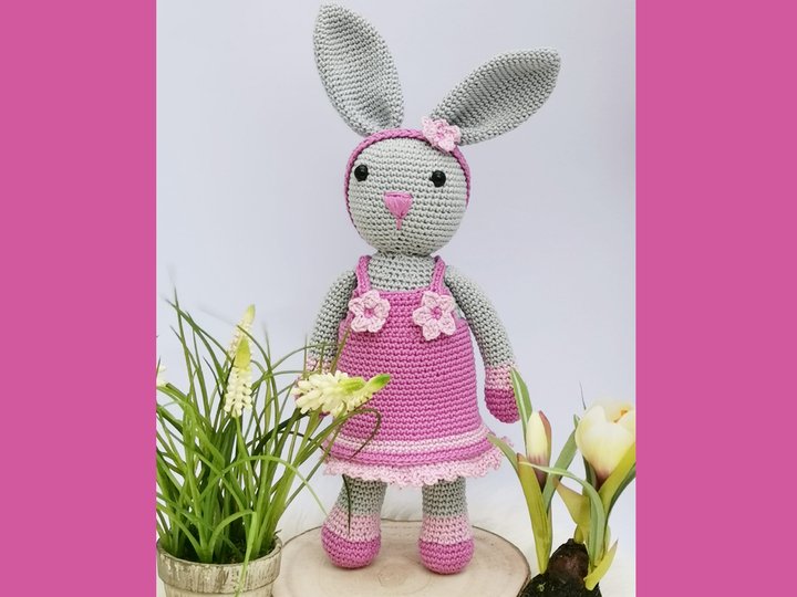 Rosalie Rabbit - Häkelanleitung Hase mit Kleid