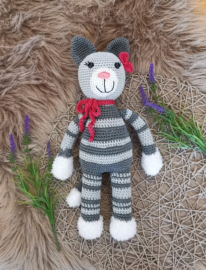 Miss Kitty - crochetpattern cat