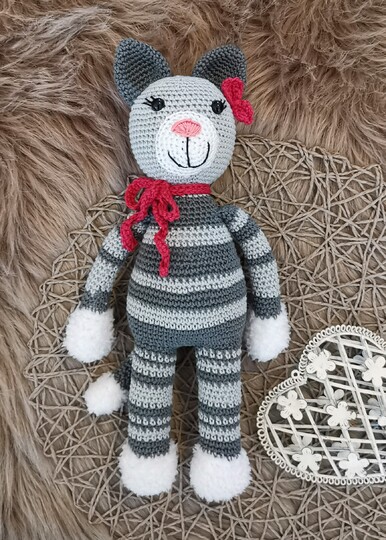 Miss Kitty - crochetpattern cat