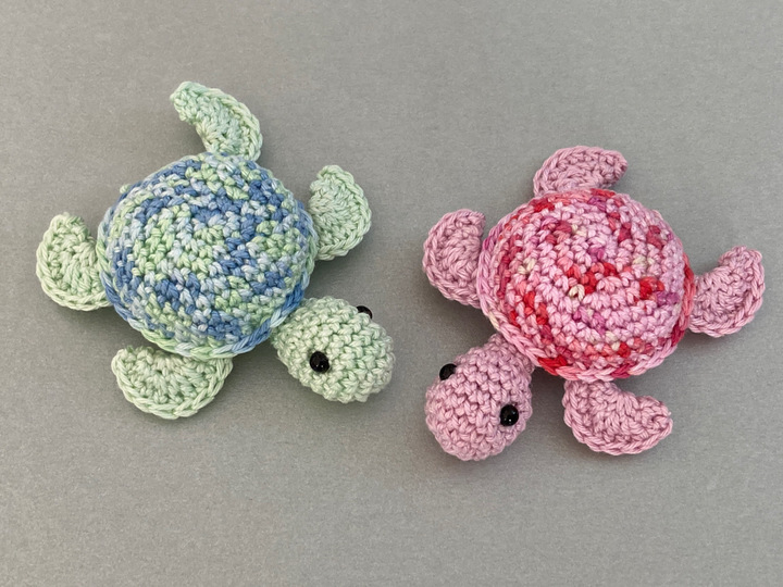 Häkelanleitung Wasserschildkröte Shelly und Babyschildkröte