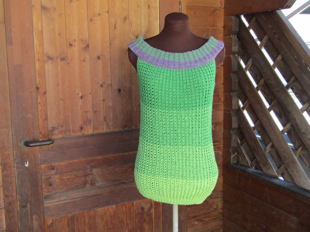Strickanleitung – Sommershirt Lavendelfeld in den Größen 38/40 und 42/44