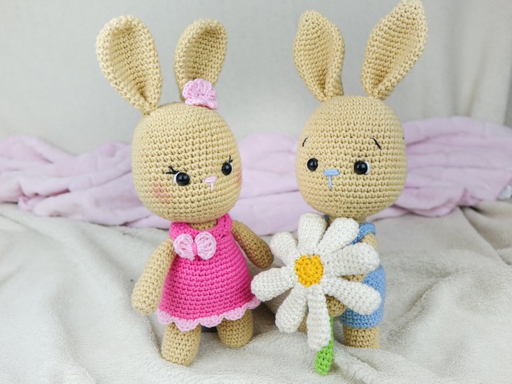 Mimmi und Tony die verliebten Hasen