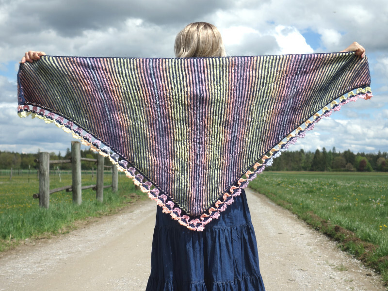 Tuch Florala Illusionsstricken