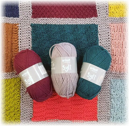Strickanleitung Babydecke Wendedecke Patchwork Design