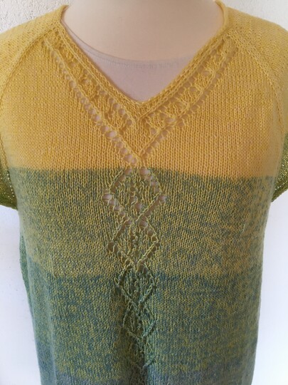 Anleitung RVO-Ajour-Pulli "Trischen" mit V-Ausschnitt, Größe S-XXXXL