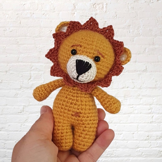 Häkelanleitung kleiner Löwe