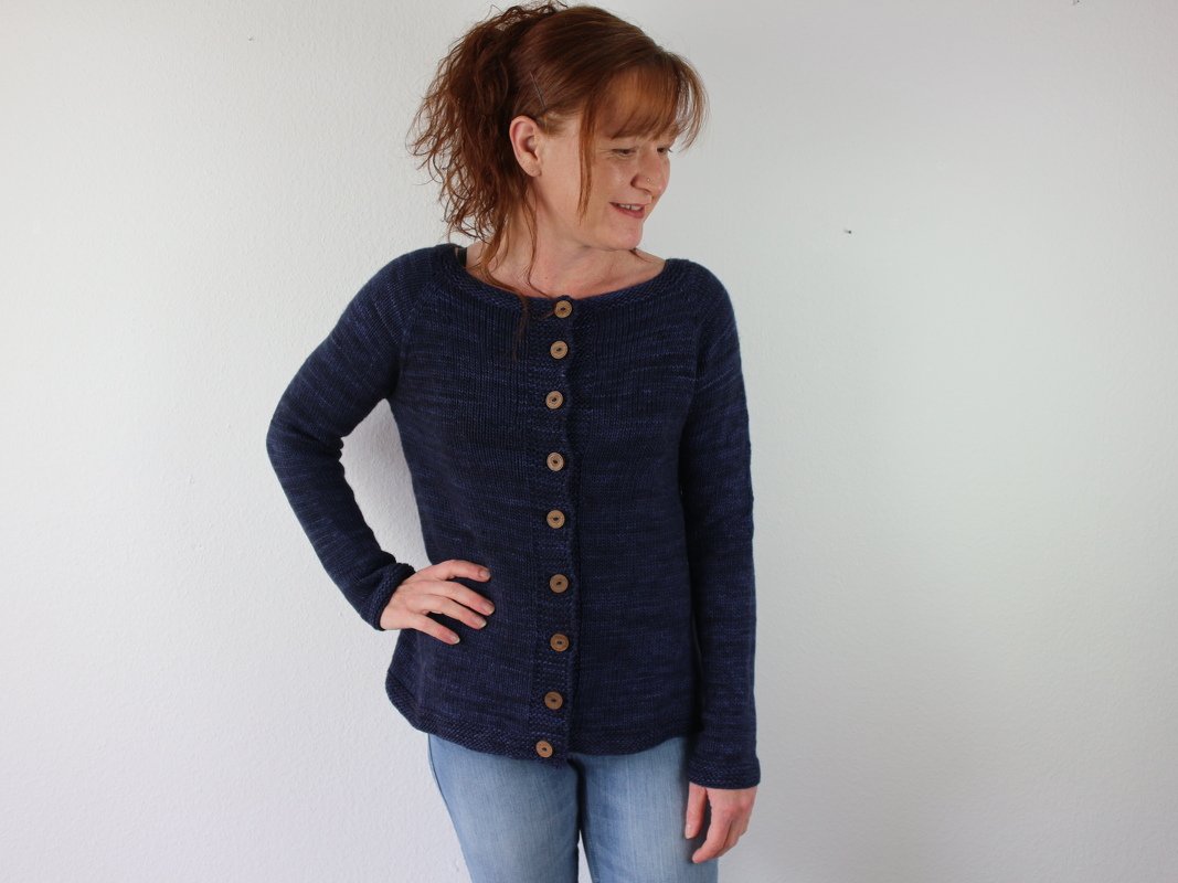 Knitting pattern Cardigan "Dark Moon" - Image 4